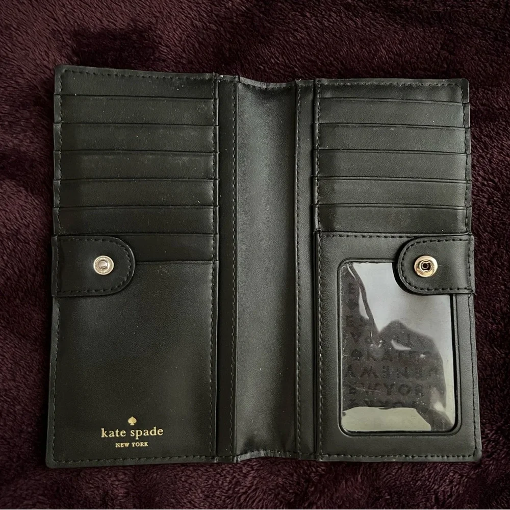Kate Spade ♠️ Wallet - Picture 3 of 4